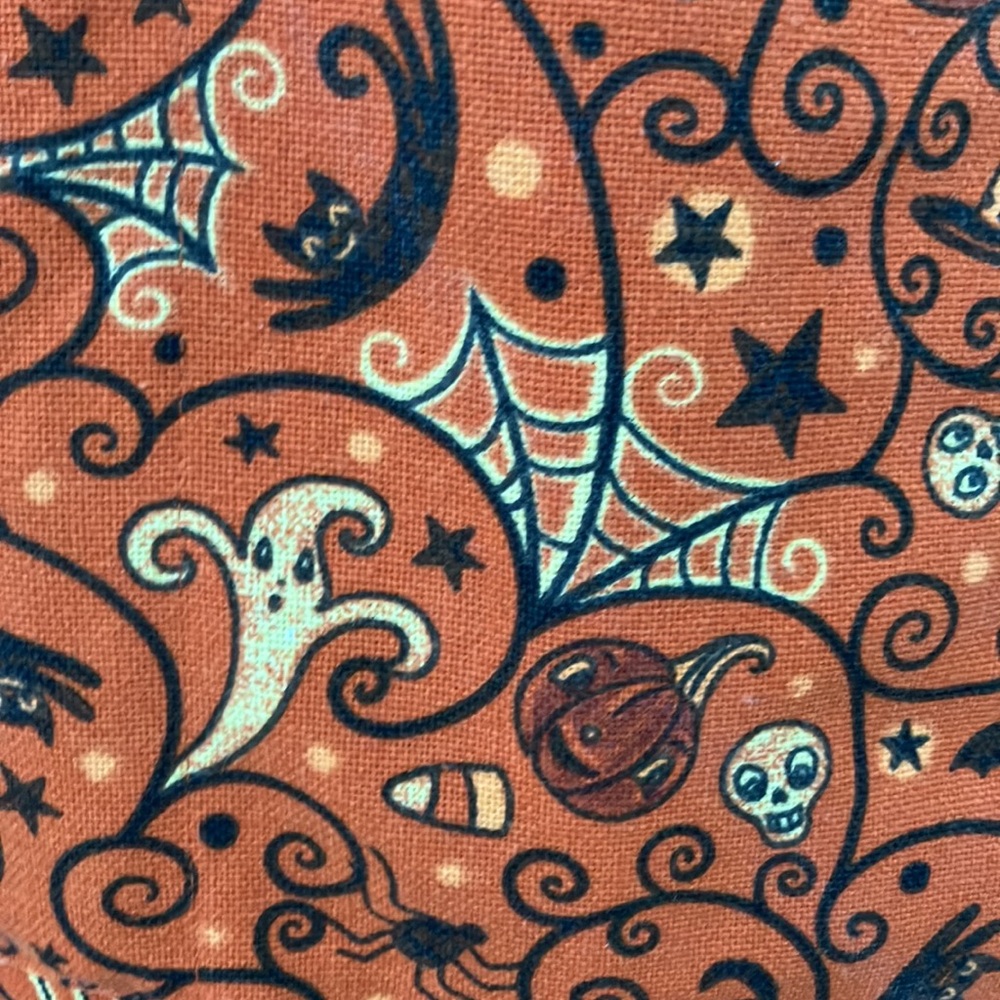 Johanna Parker Halloween Apron - Picture 6 of 9